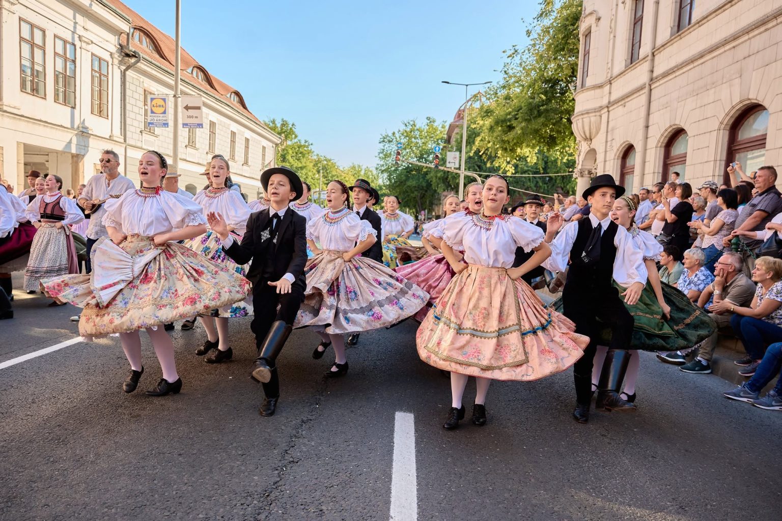 Legyen részese a rekordnak!