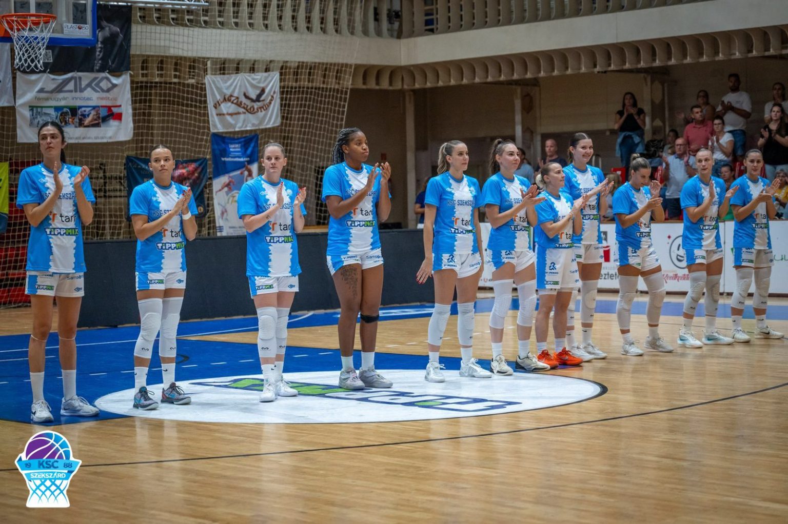 Győzelemmel kezdett, éremért hajthat a KSC